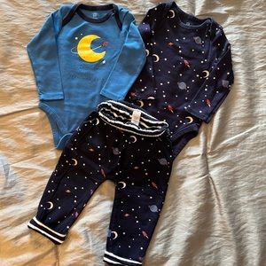 Baby Gap 3-Piece Set, Onesies & Reversible Pants, 18-24M